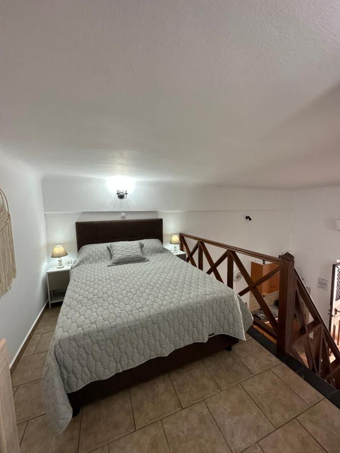 Ano Syros Vibes Apartment Екстериор снимка